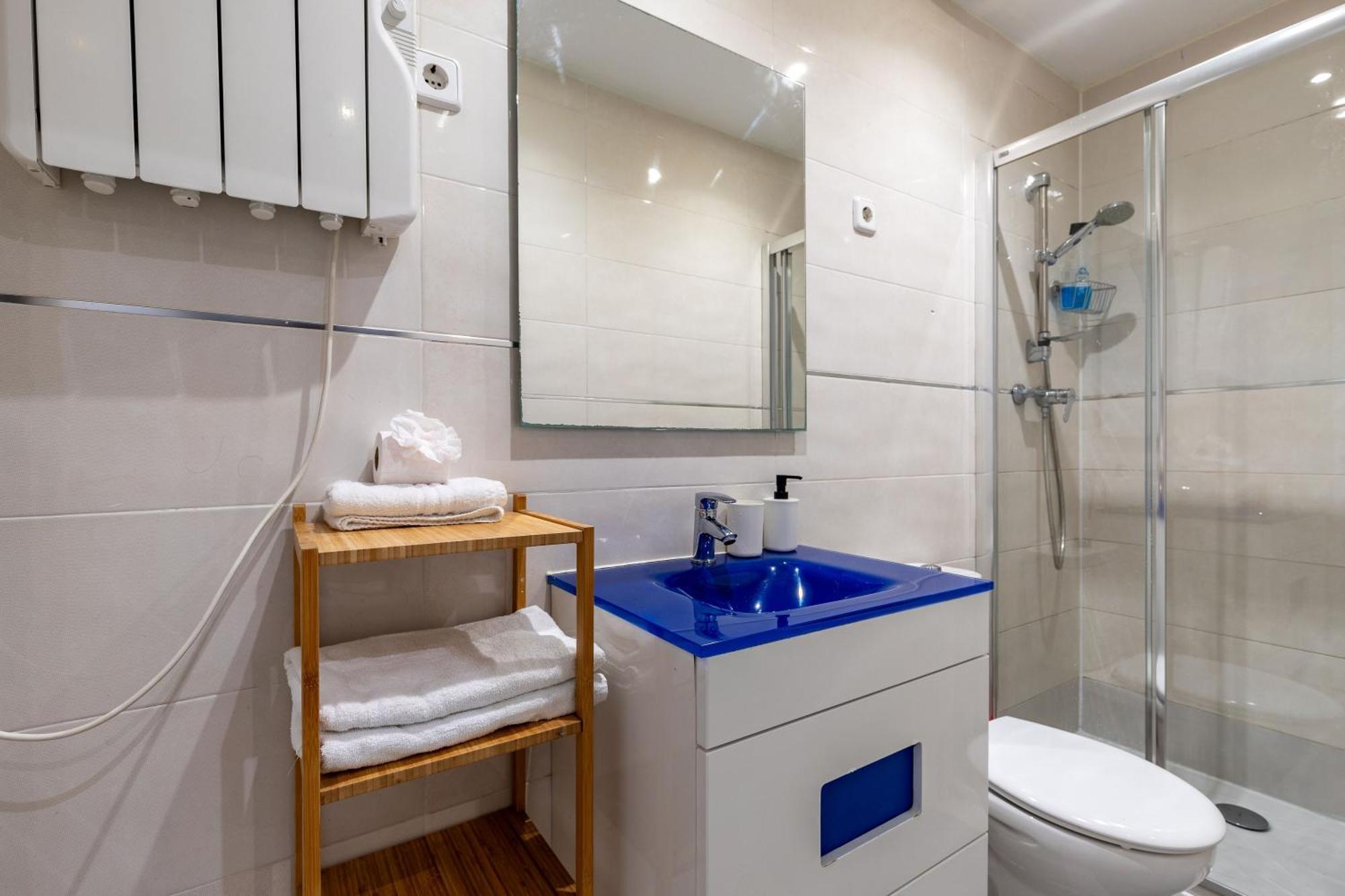 Adosado Cerca Plaza Castilla - Apartamento Cuzco Мадрид Екстер'єр фото